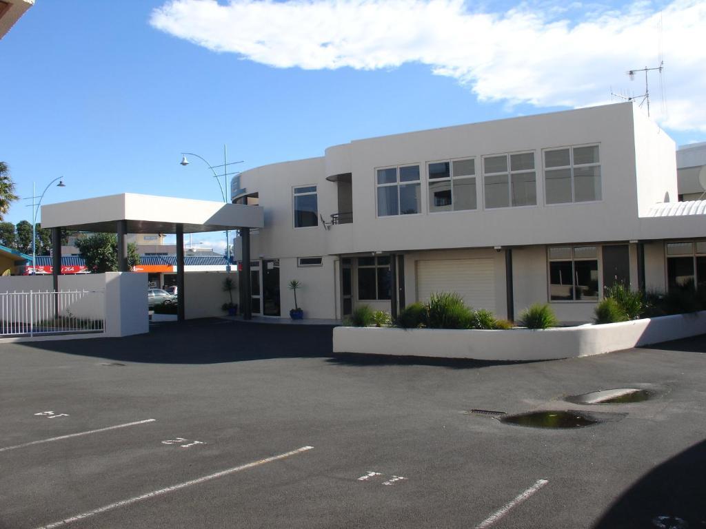 Pacific Motor Inn Mount Maunganui Exterior photo